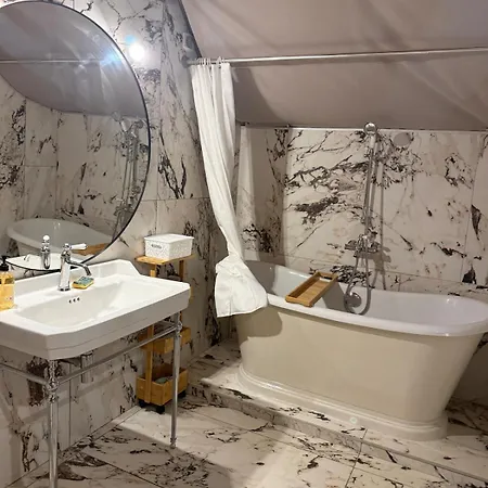 شقة Hideaway In Historic Heart Of *